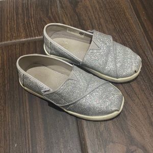 Toms toddler slip ons
